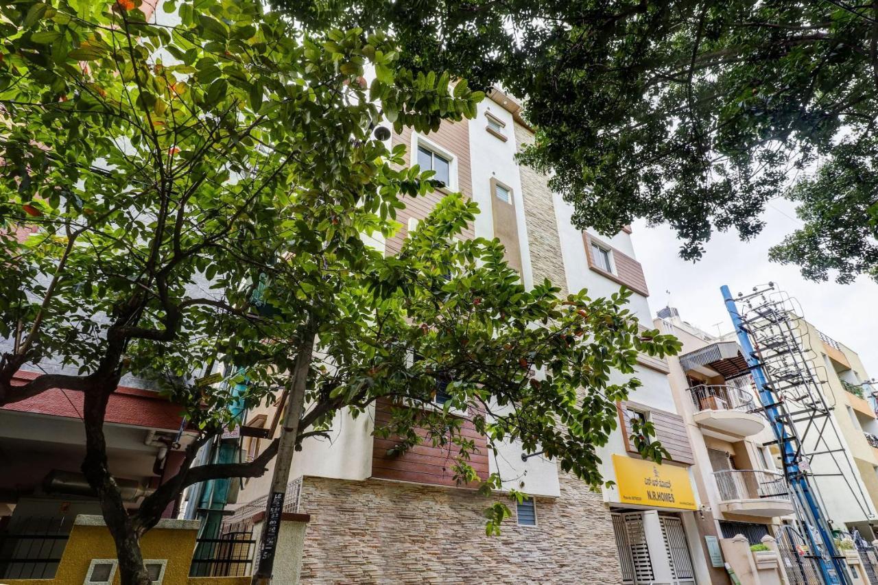 Oyo 81895 Nr Homes Bangalore Exterior foto